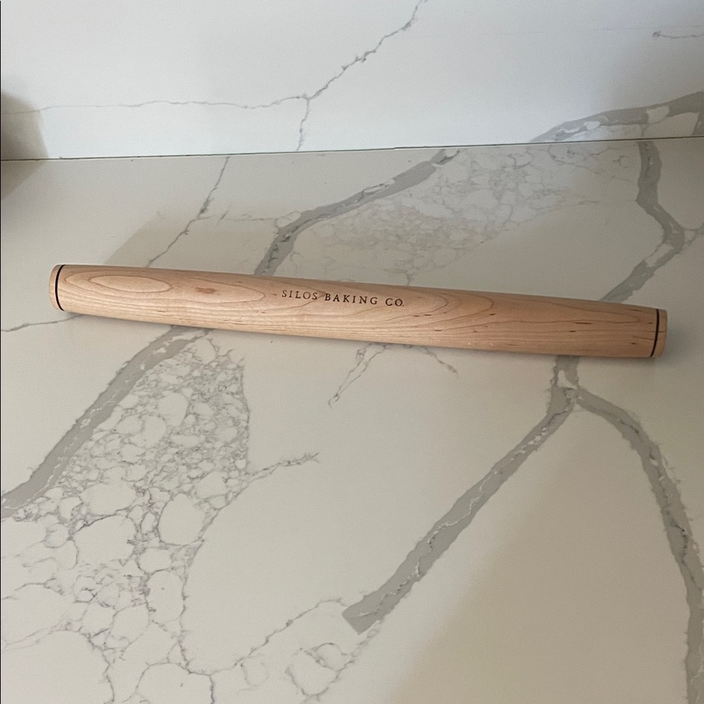 Silos Baking Co Rolling Pin and Apron Set - Picture 2 of 9